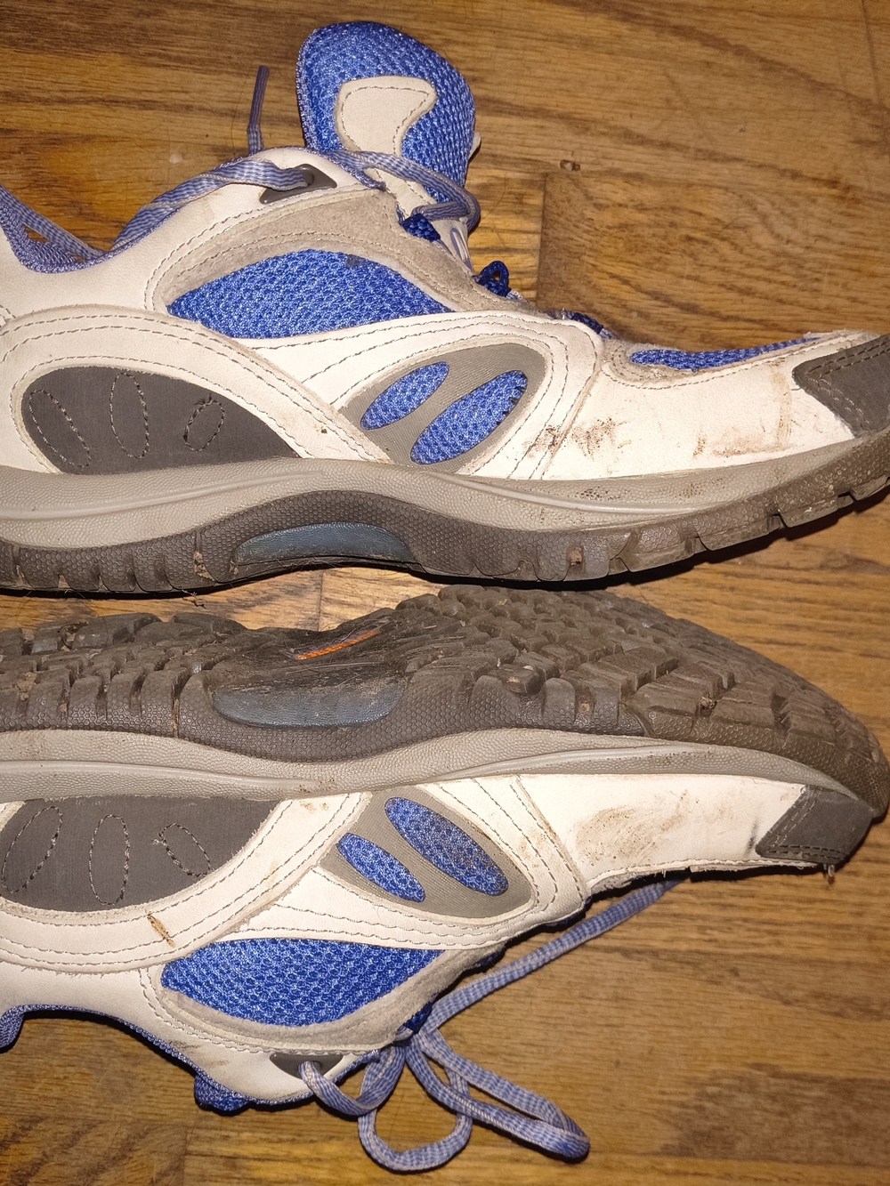 Merrell Women's Blue and White Athletic Trainers